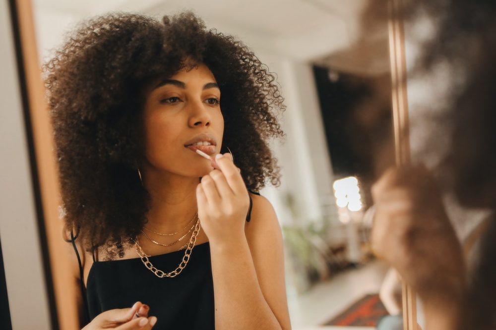 How to Give Yourself a Makeover Spotinate